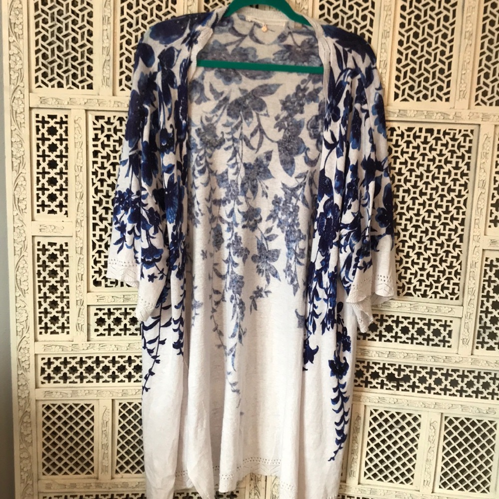 ANTHROPOLOGIE kimono (Knitted & Knotted)